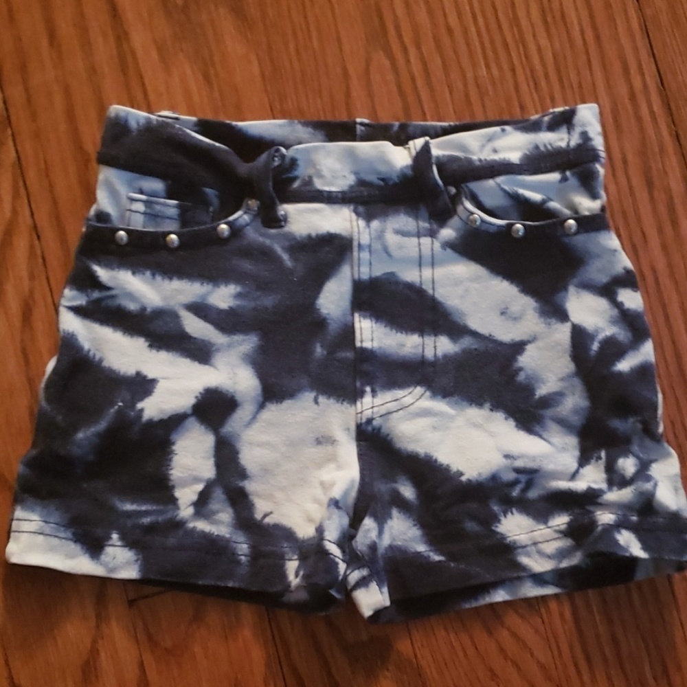 Flowers by Zoe shorts